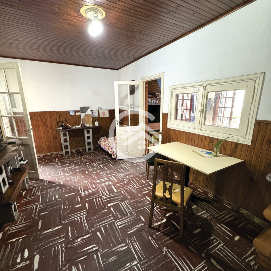 Oportunidad! Casa 5 ambientes con parque apta credito! 