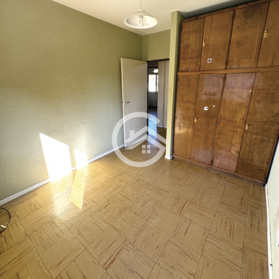 DEPARTAMENTO 4 AMBIENTES CON COCHERA 