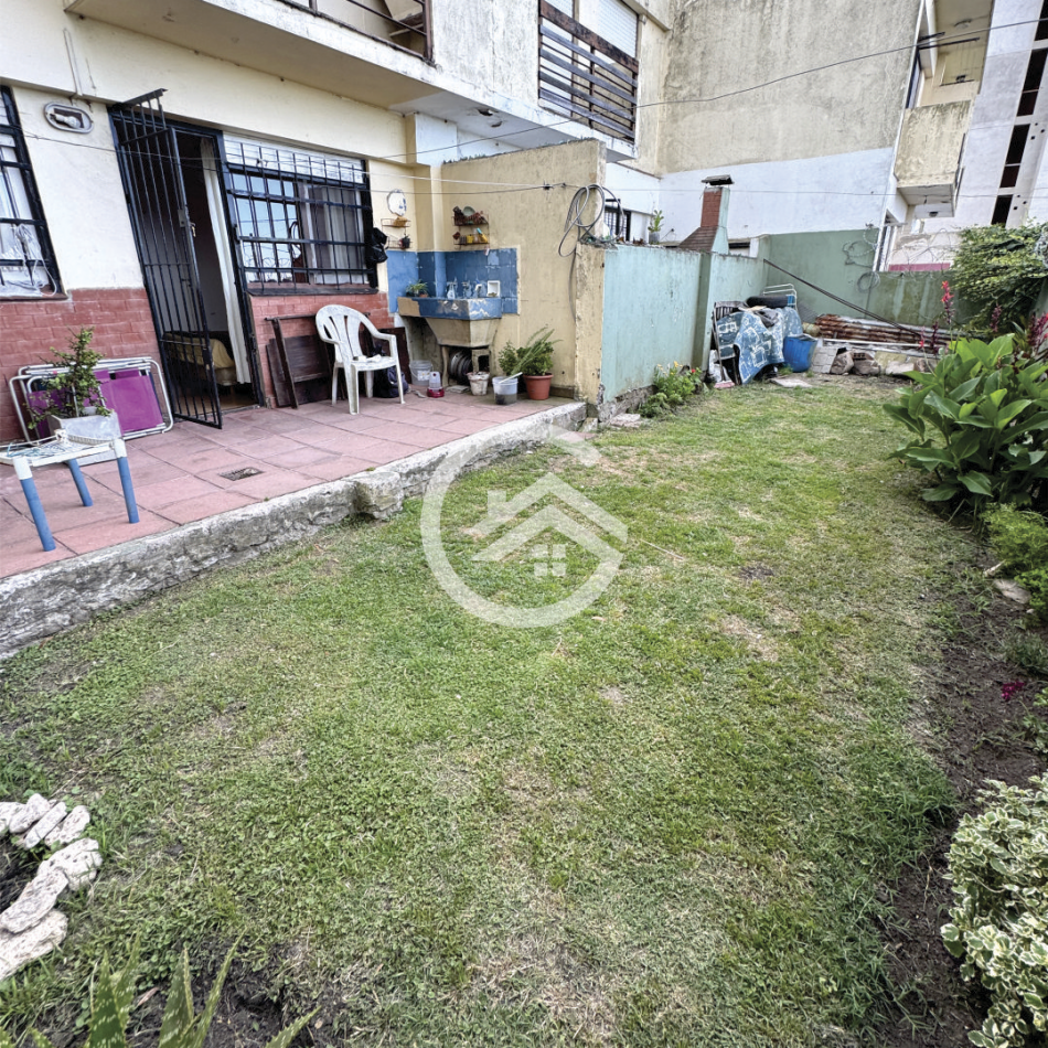 PH 3 ambientes con patio - Punta Mogotes