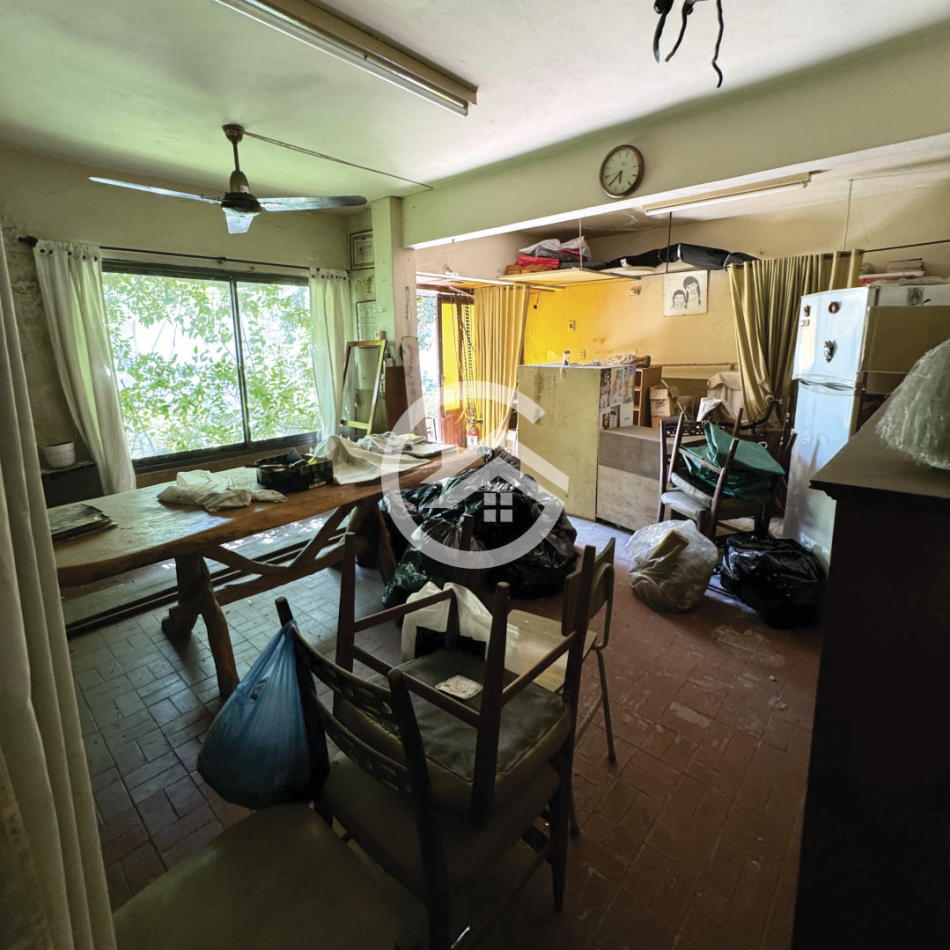 Casa 3 Ambientes con cochera y quincho. 