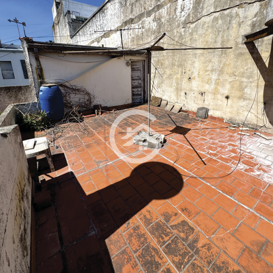 Casa 3 Ambientes con cochera y quincho. 